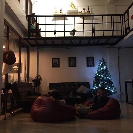 Nakara Hostel Ayutthaya Kültér fotó