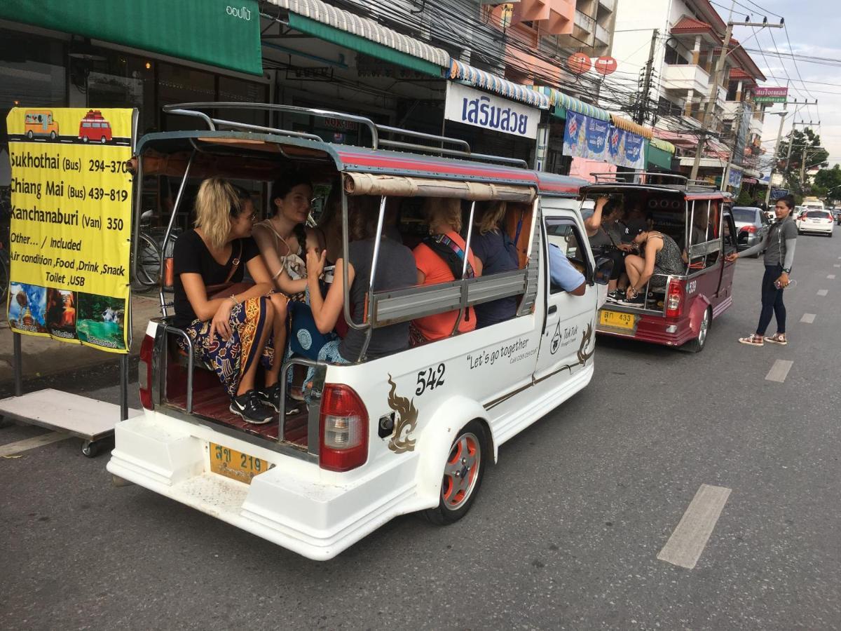 Nakara Hostel Ayutthaya Kültér fotó